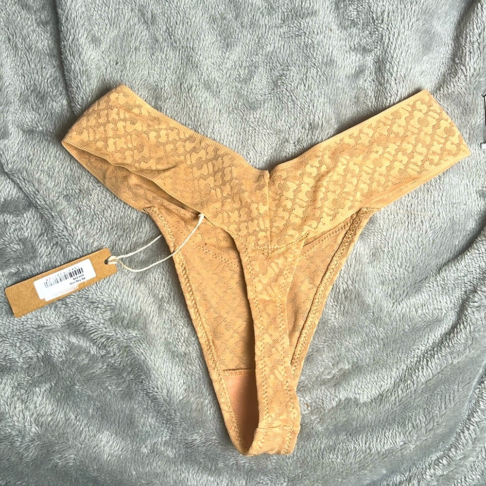SKIMS| Intimates and Sleepwear : Skims Logo Thong